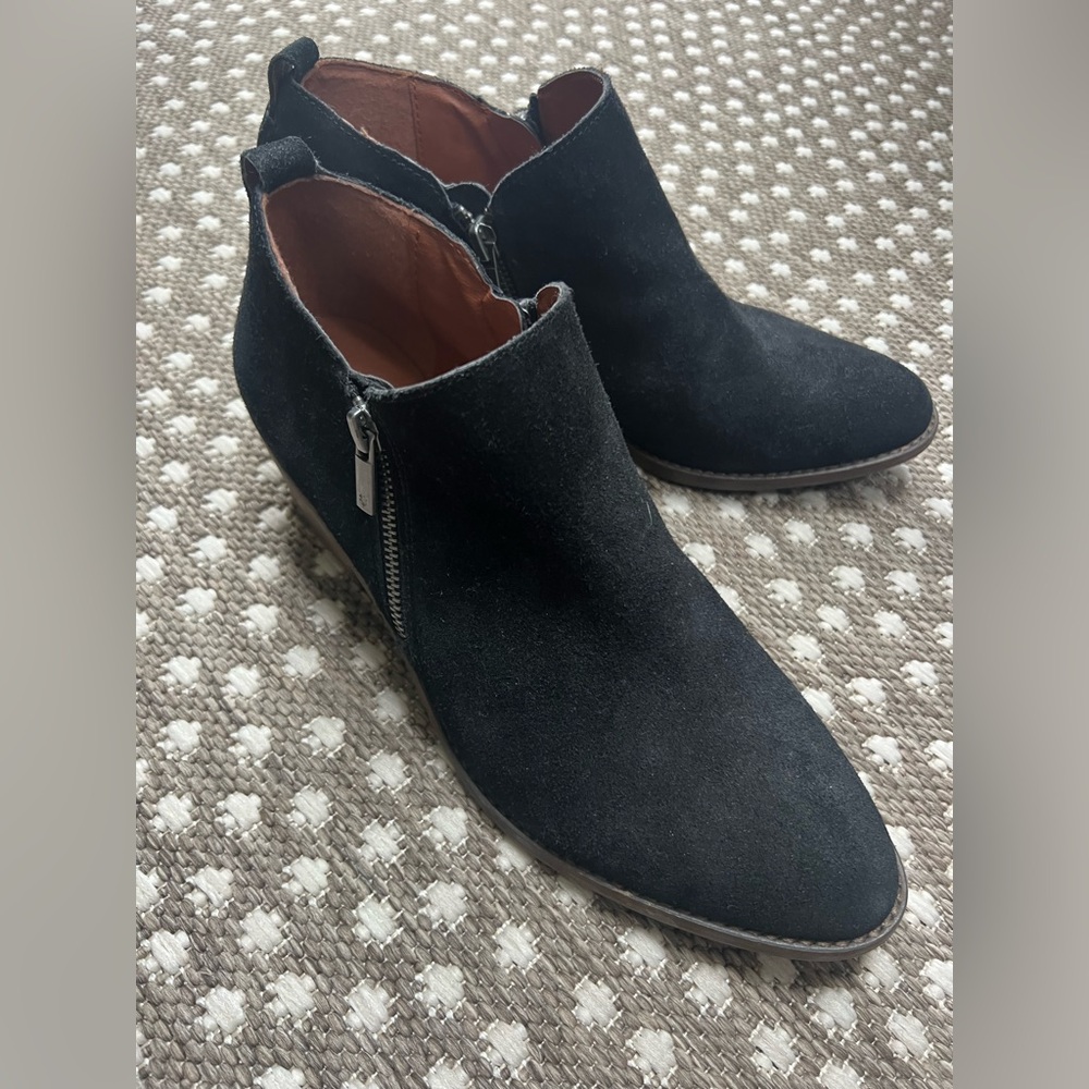 Lucky Shoes black suede  zip boots, women size 10.